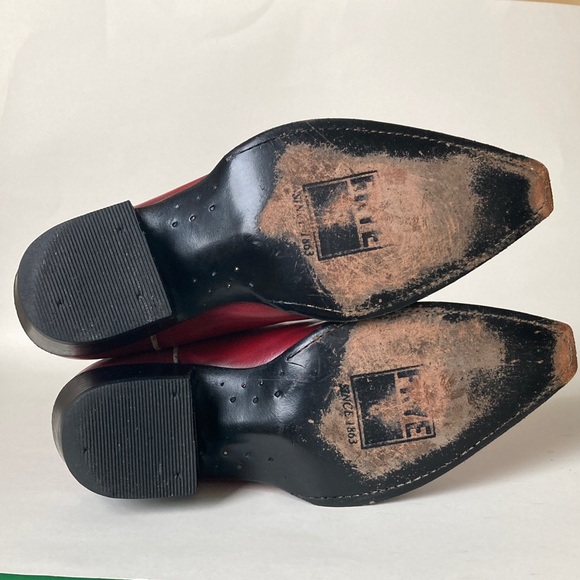 Vintage Frye Daisy Duke Studded Red Cowboy Leather Boots  Sz 9 - Picture 15 of 16